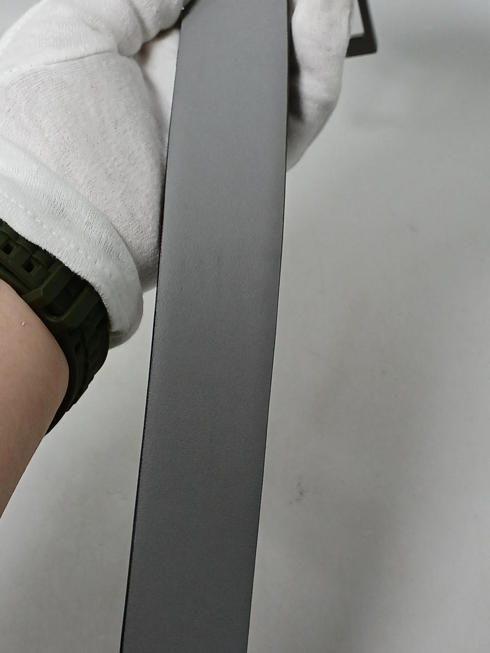 薄い汚れがあります