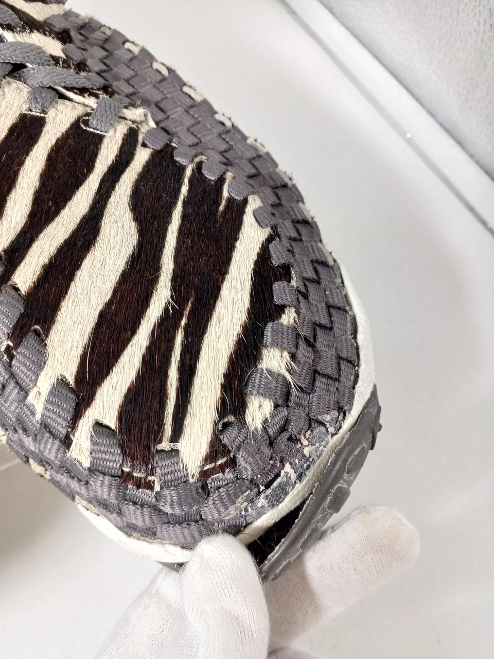 爪先剥がれあり