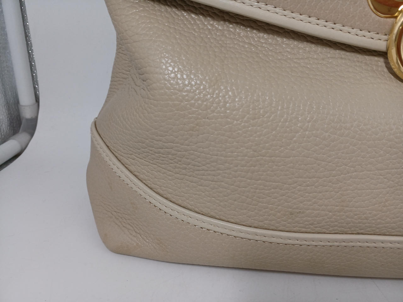 シミ汚れあります