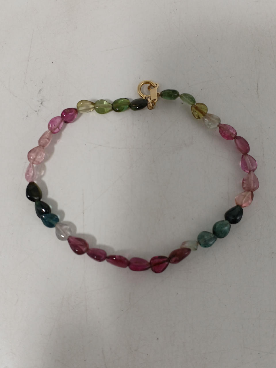 留め具部分、型崩れあります。