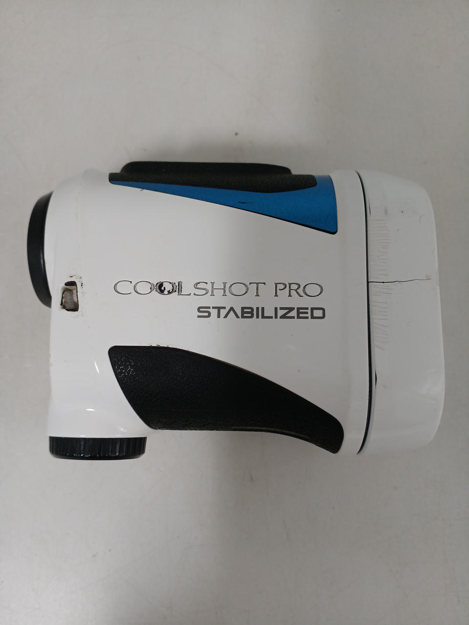 ひび割れあります。