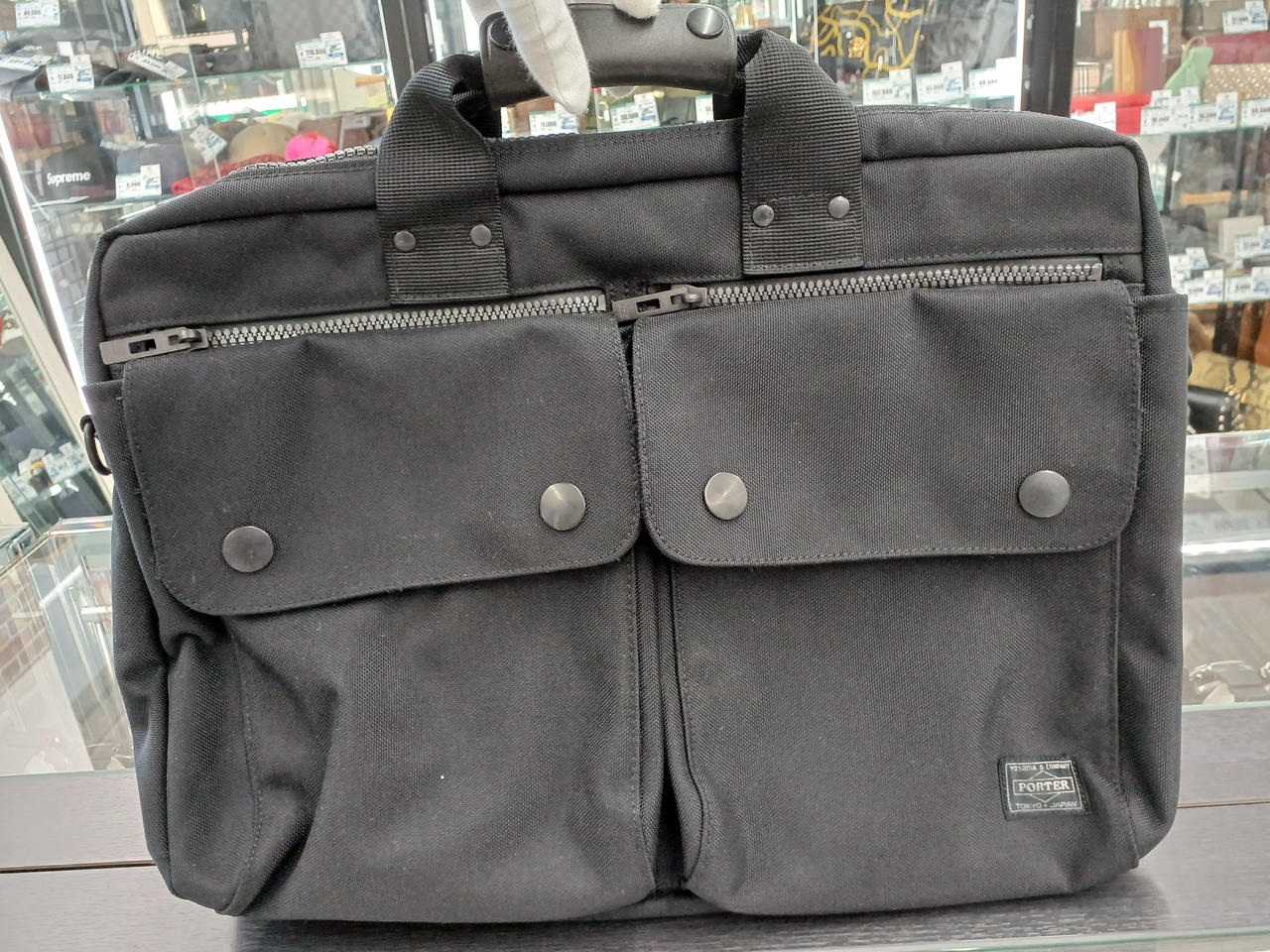 収納たくさんあります！