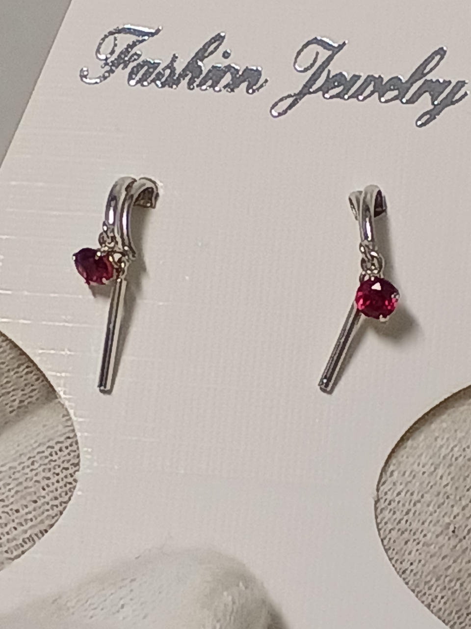 ピンク系の石付き(種類不明)