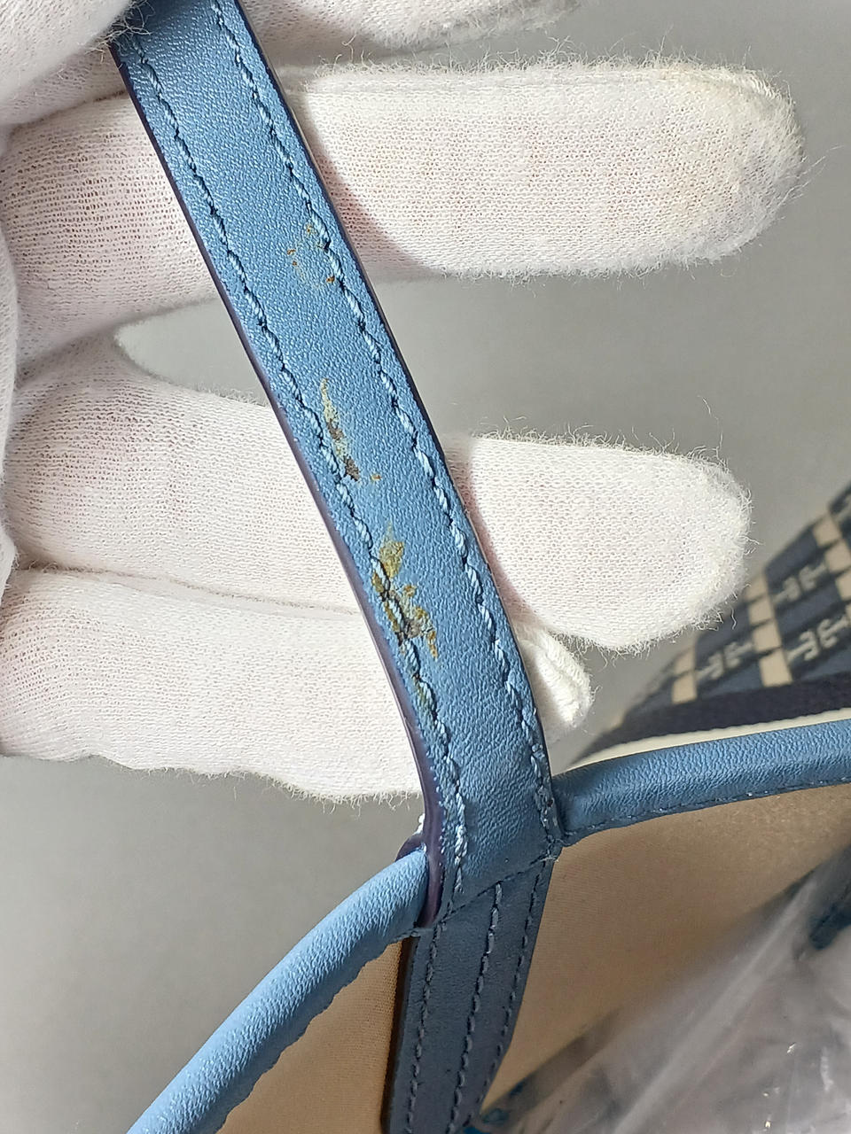 ハンドル内側汚れ、キズあり