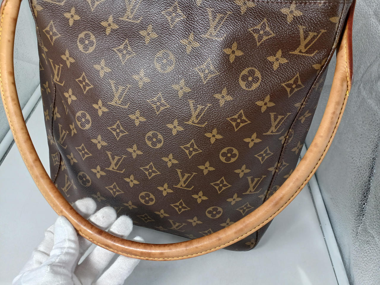 ハンドルシミが目立ちます