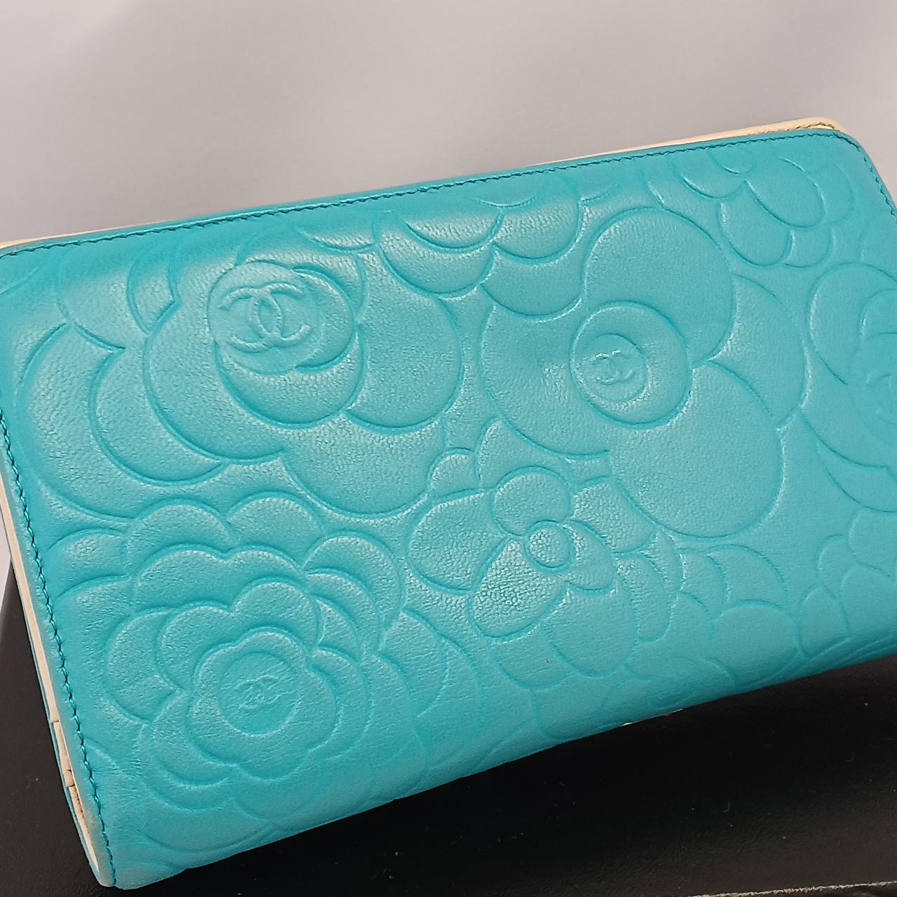 中央右付近、スタンドの跡あります