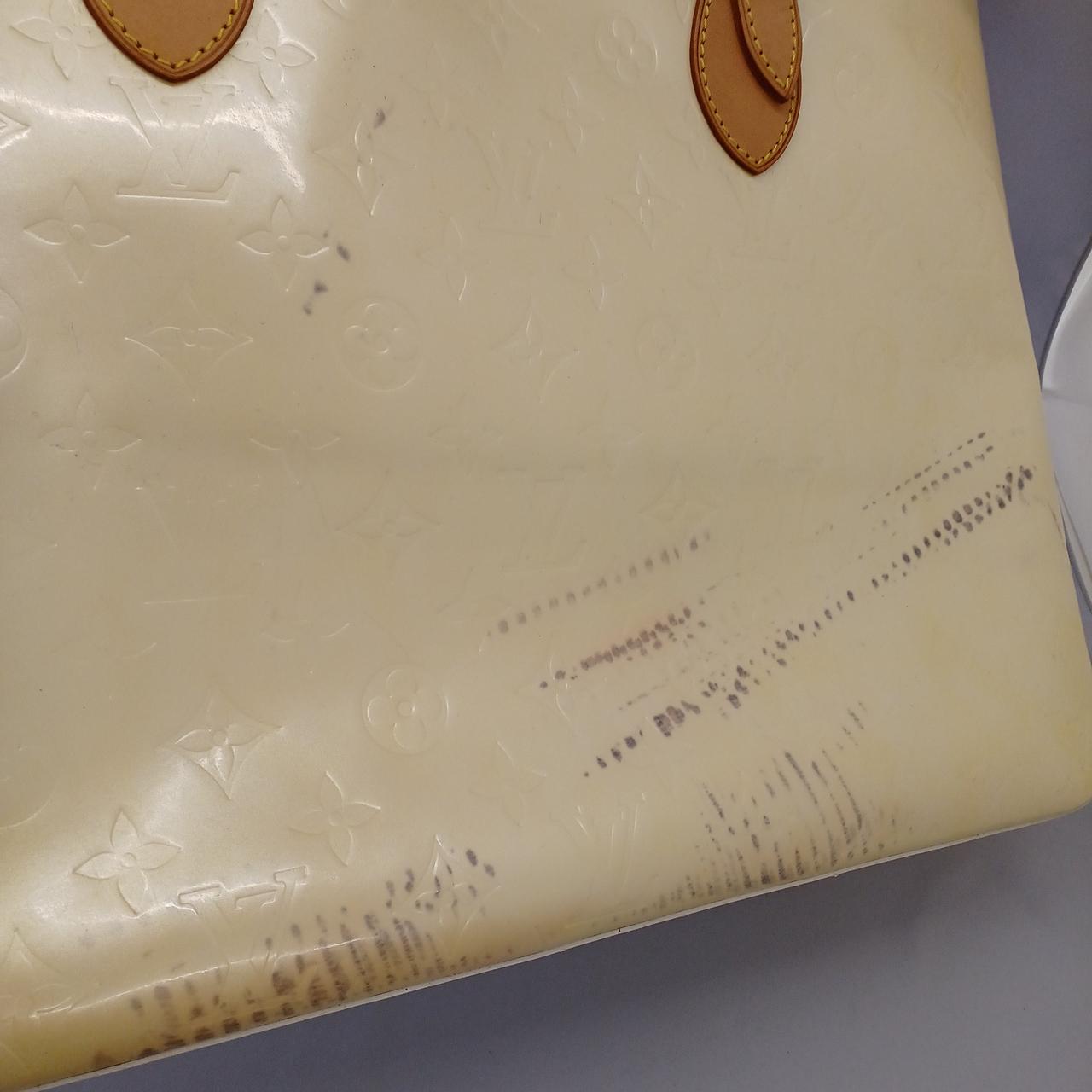 全体に色移りしてます