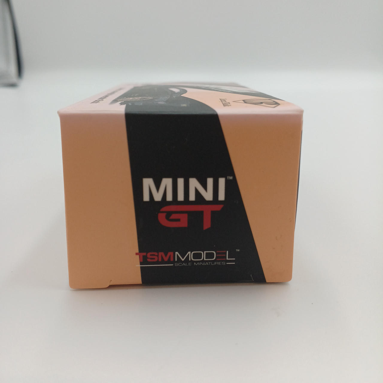 MINI GT|1/64スケール|【ハードオフ公式通販】オフモール|2033210000002919
