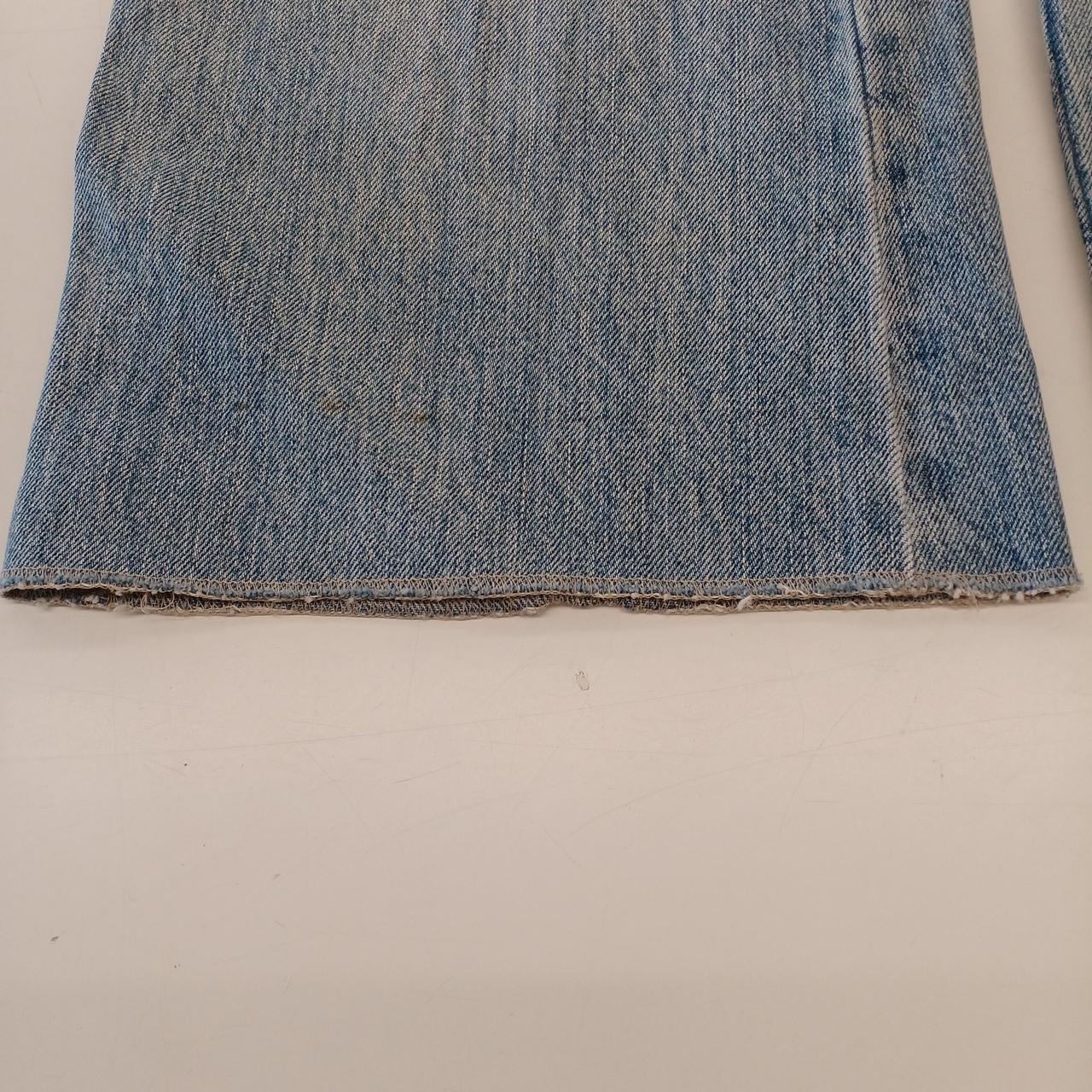 裾上げのような跡有ります