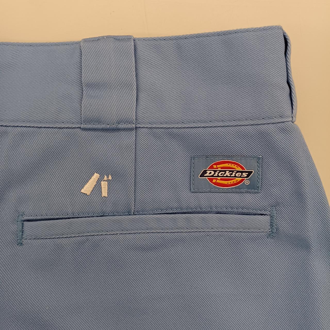 背面刺繍