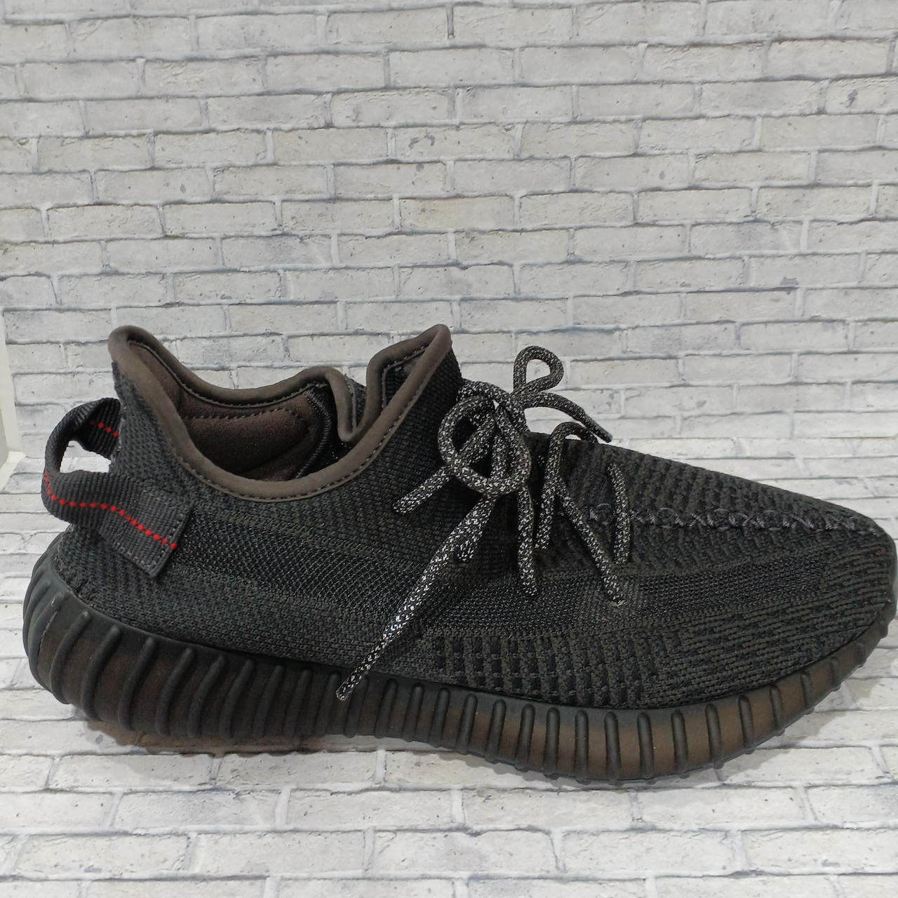 ADIDAS|YEEZY BOOST 350 V2 ブラック|【ハードオフ公式通販】オフ