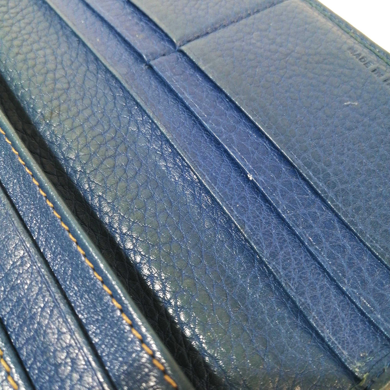 色焼け、使用感あります。