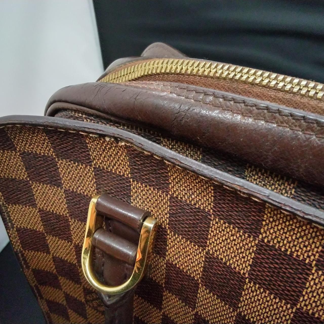 ひび割れのような劣化