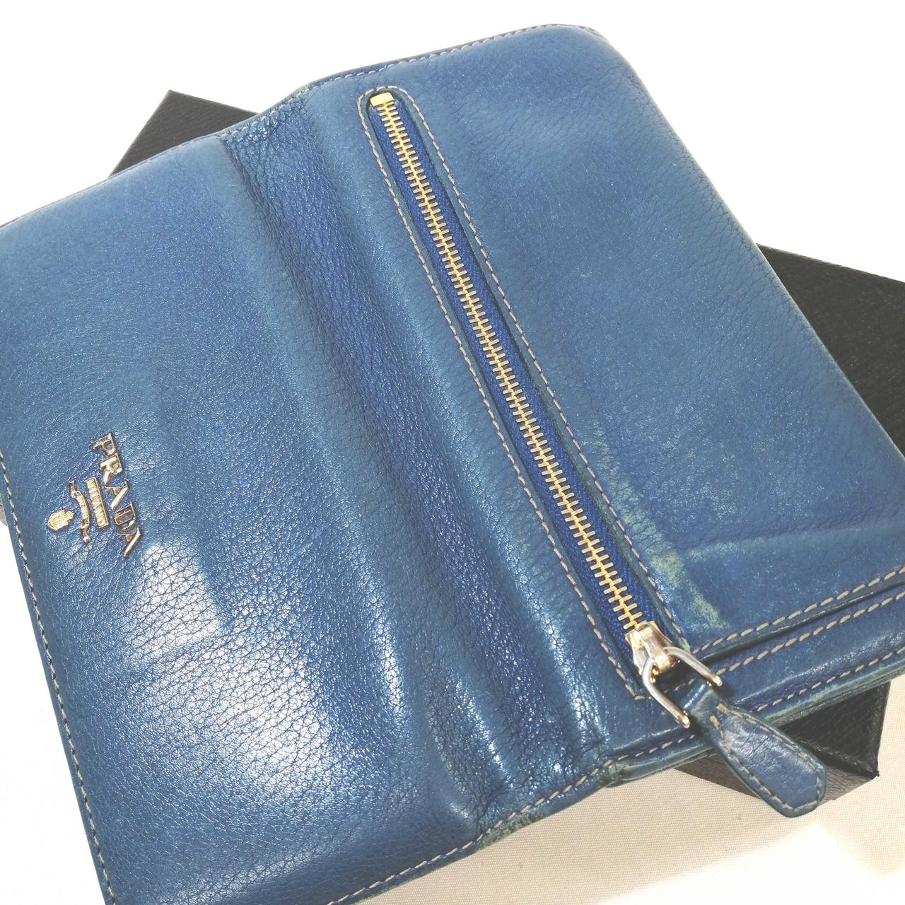 全面的に使用感、色焼けあります。