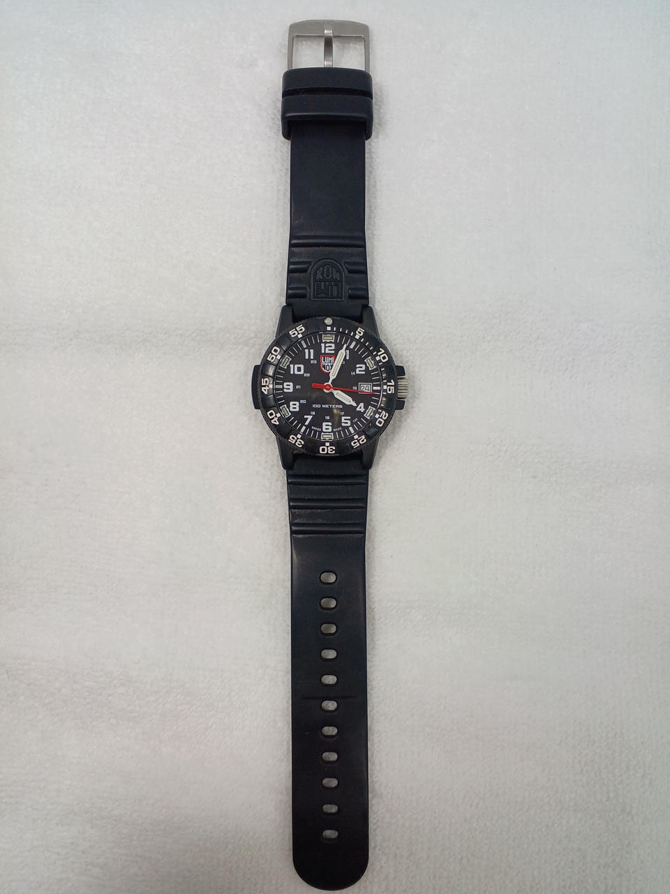 最終値下げ❗️LUMINOX ルミノックス クォーツ アナログ 腕時計 ケース付 LUMINOX|クォーツ・アナログ腕時計|HARDOFFオフモール（オフモ