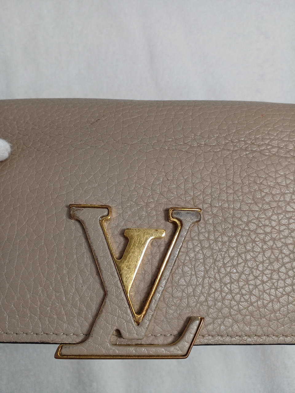 正面ロゴスレ有り