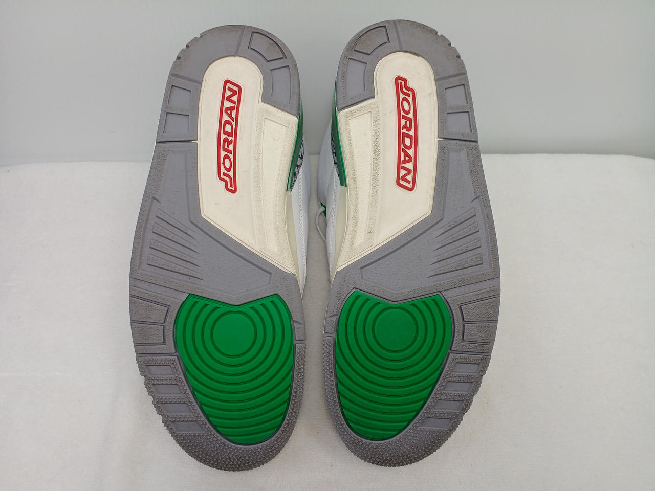 かかとのスレあり