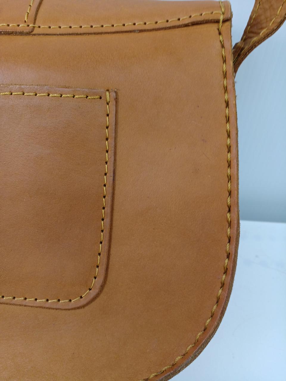 シミ汚れ傷あり