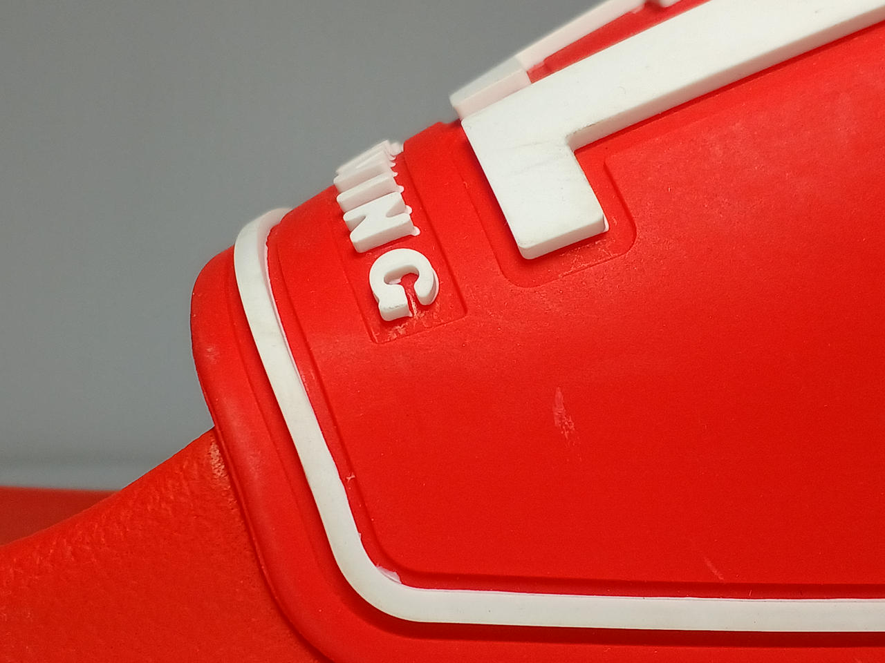 キズヨゴレあり