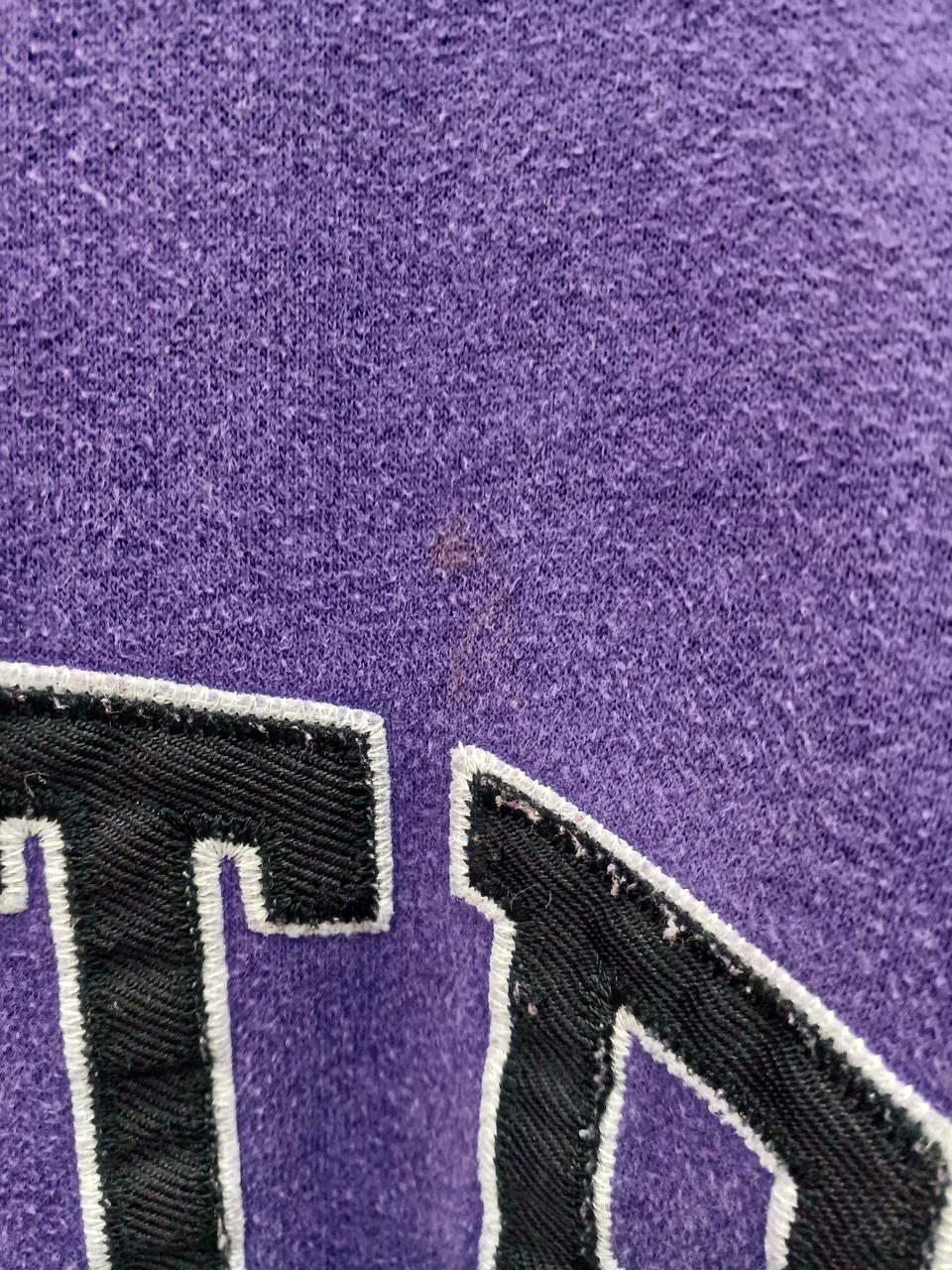 茶色いシミあり