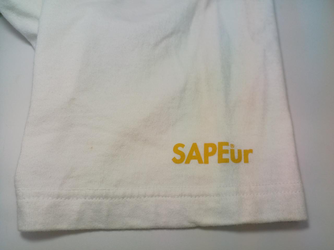 右袖プリント横汚れあり