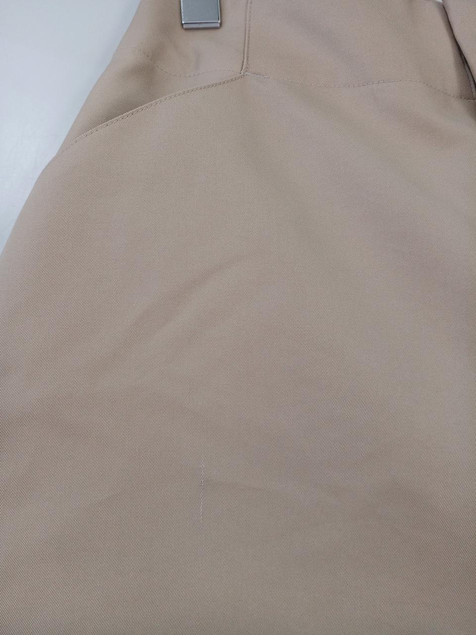 縦に３cm弱の傷有り