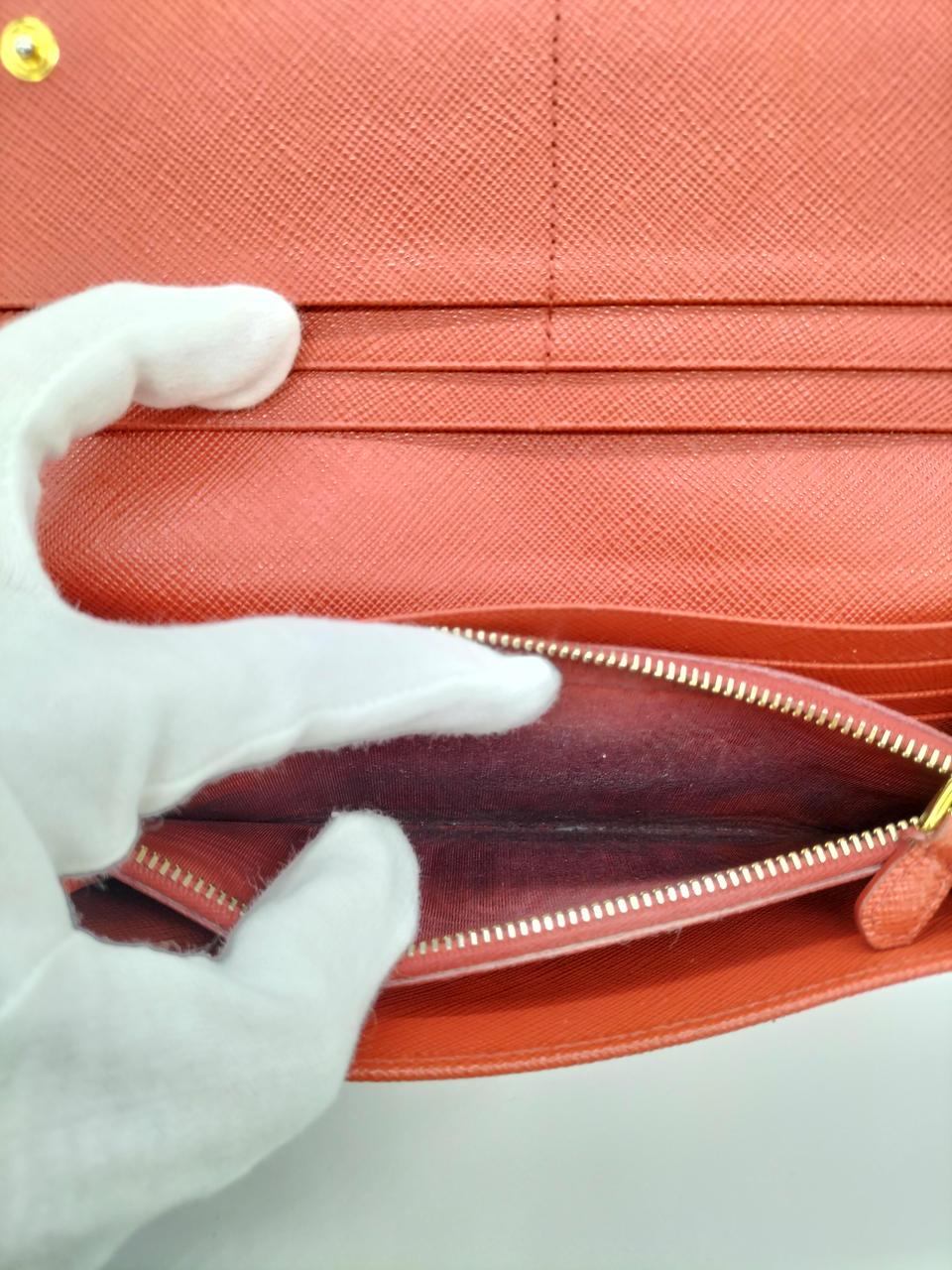 小銭入れ汚れあり