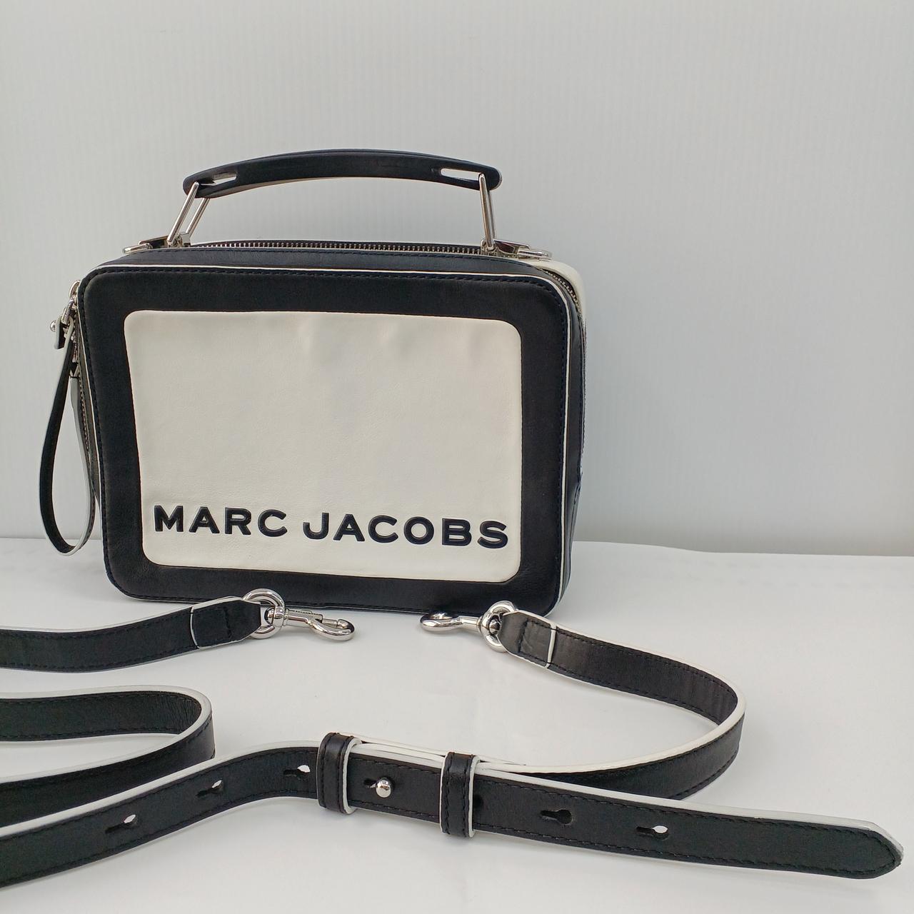 ショルダー紐調節可能