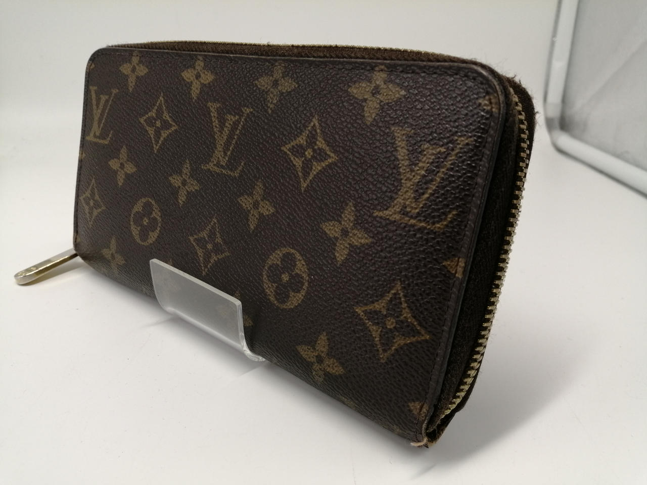 ルイヴィトン(LOUIS VUITTON)|モノグラム ジッピーウォレット