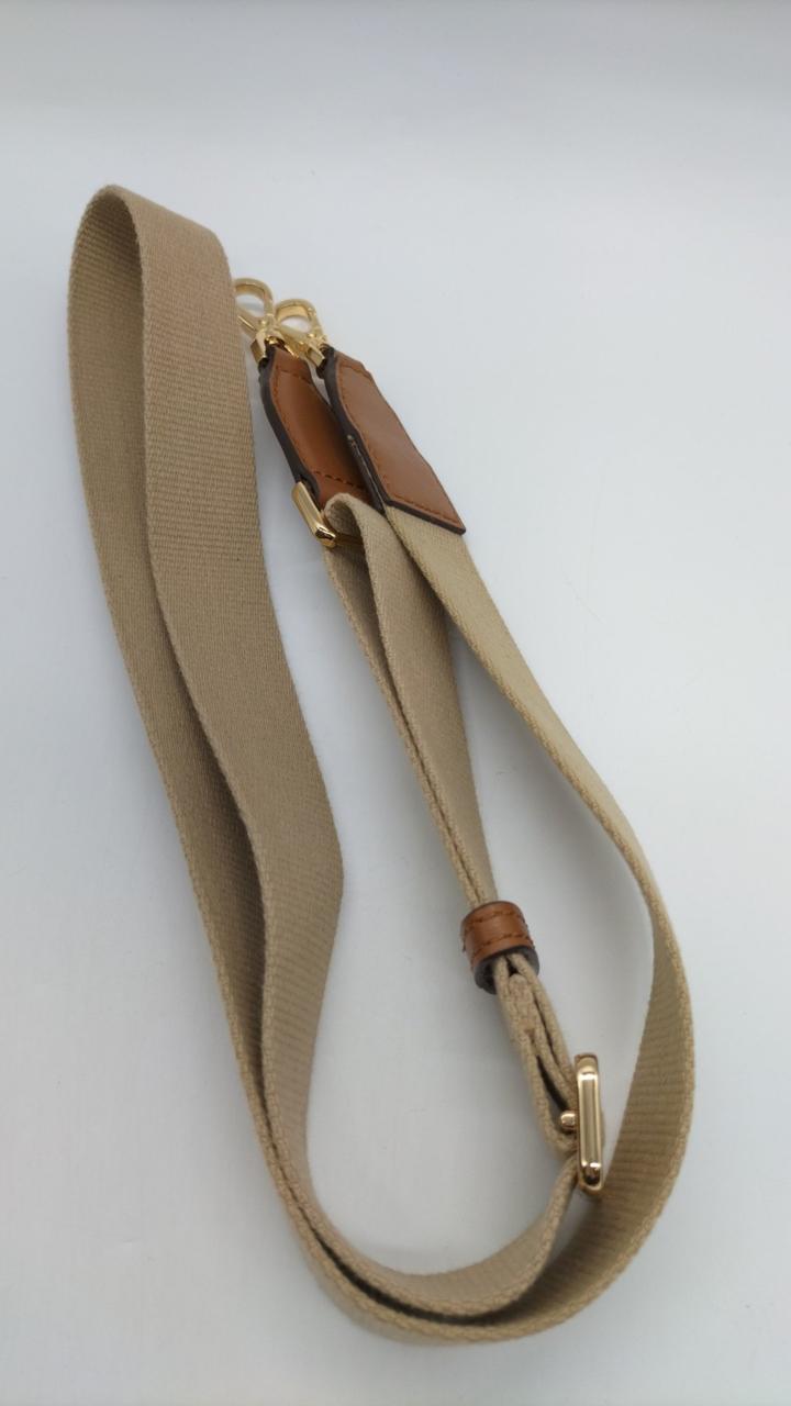 ショルダー付き