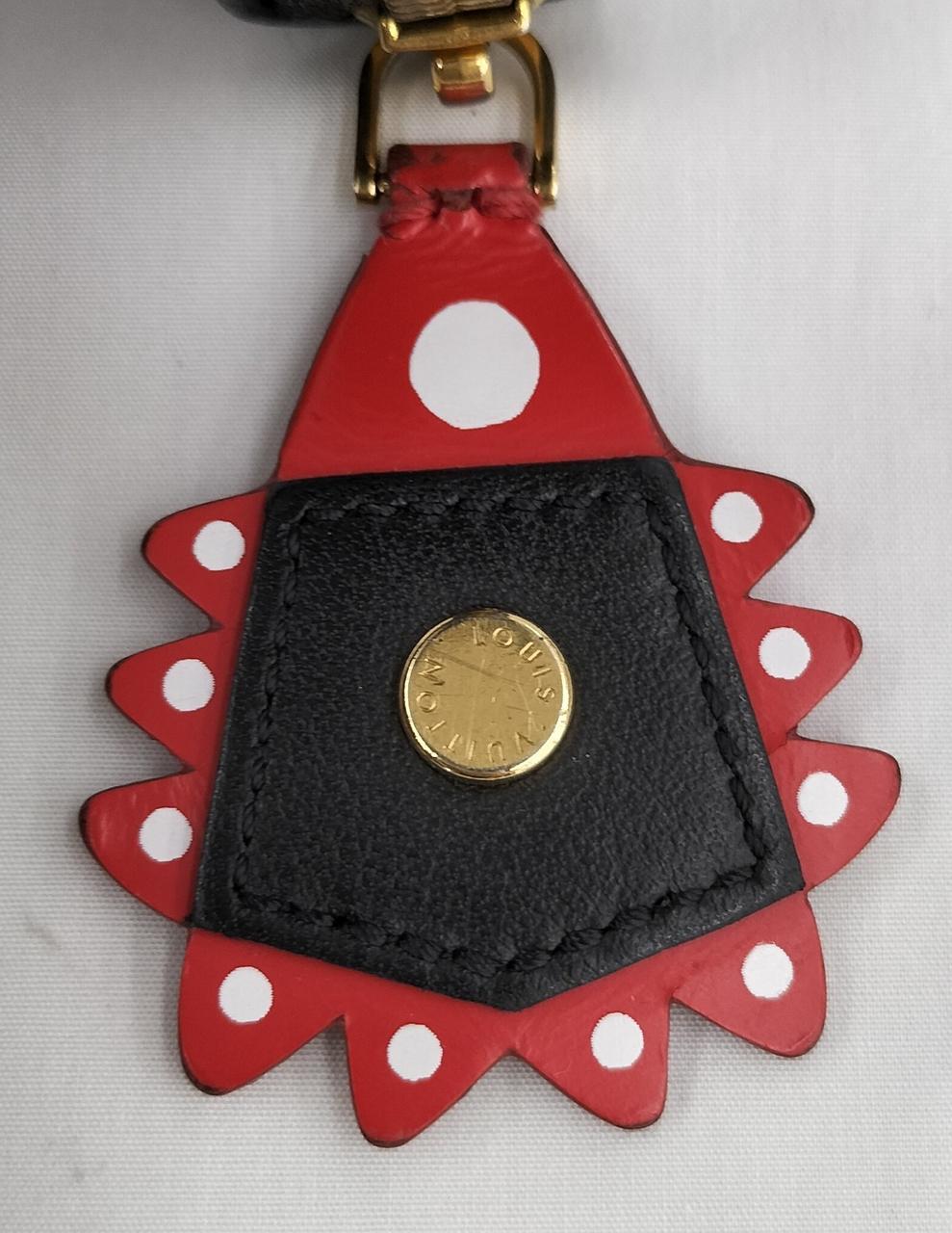 ファスナー金属部分傷あり