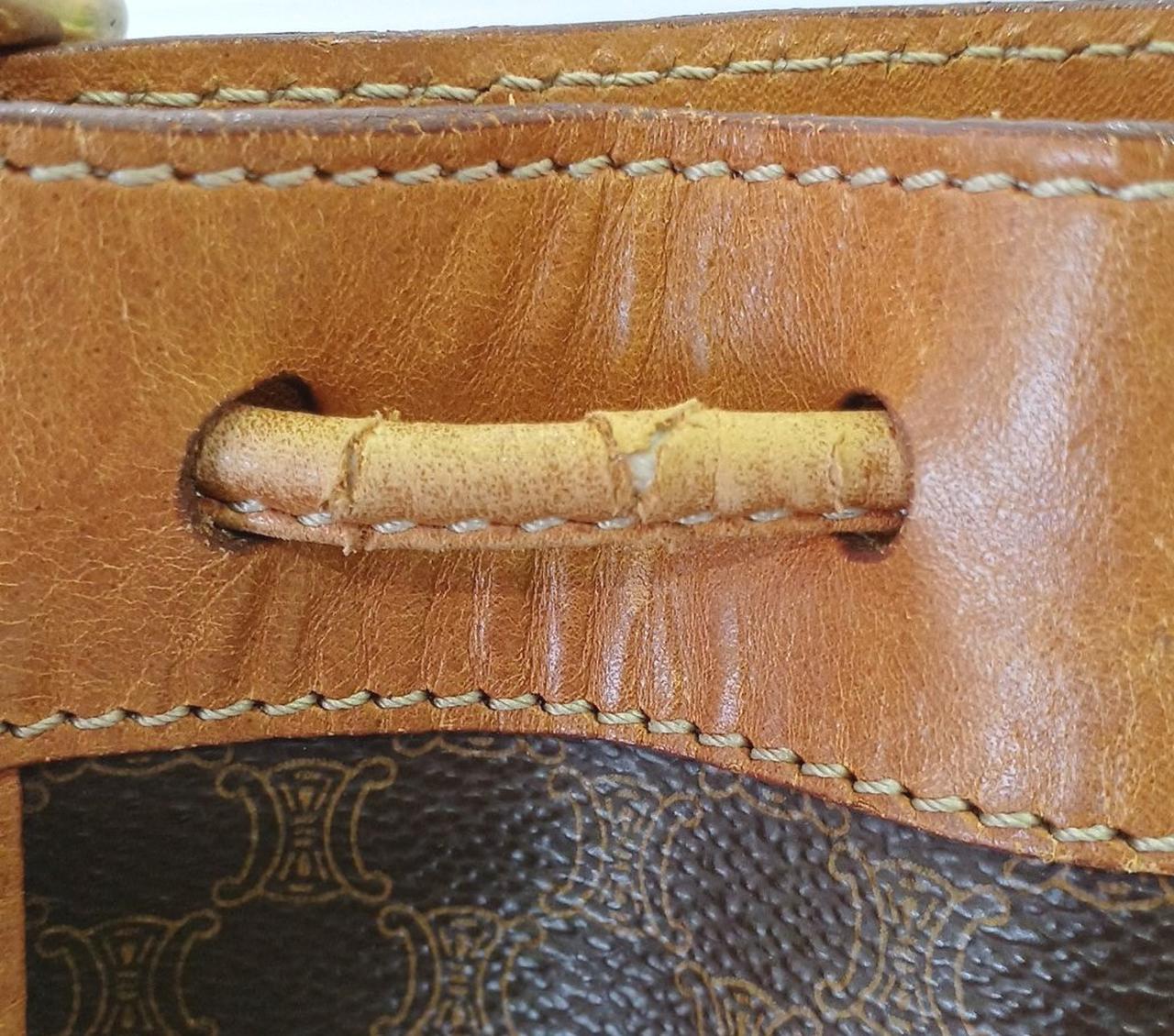 革ひもヒビ割れ数ヶ所あり