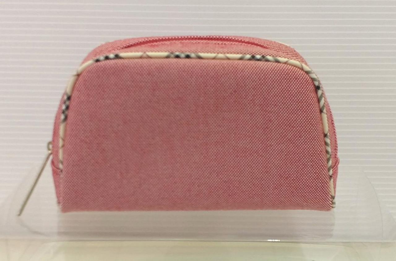 にゆしき様　BURBERRYハンカチ　本革ポーチセット　ホースピンクラメ　新品 にゆしき様 BURBERRYハンカチ 本革ポーチセット ホース