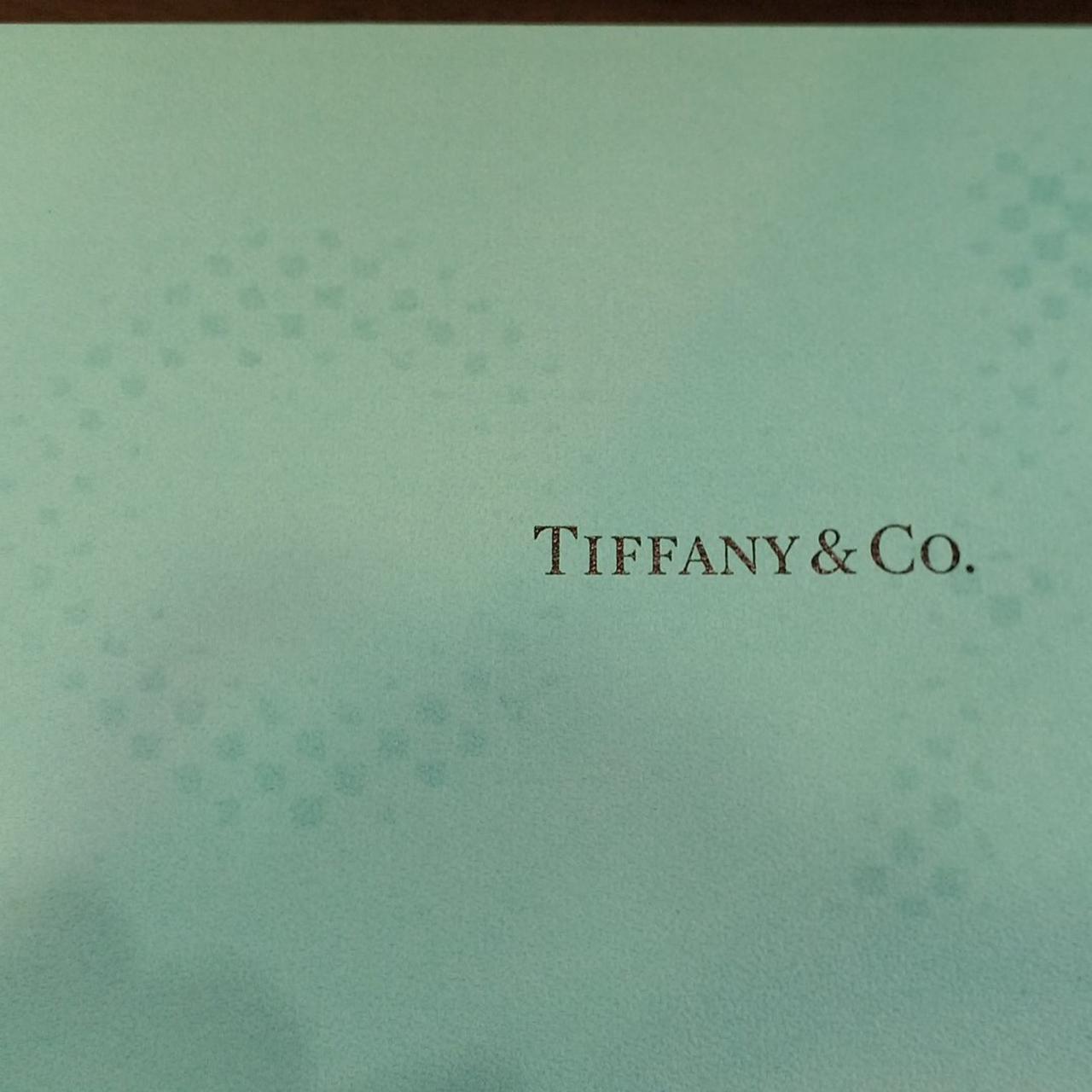 箱にシミあります