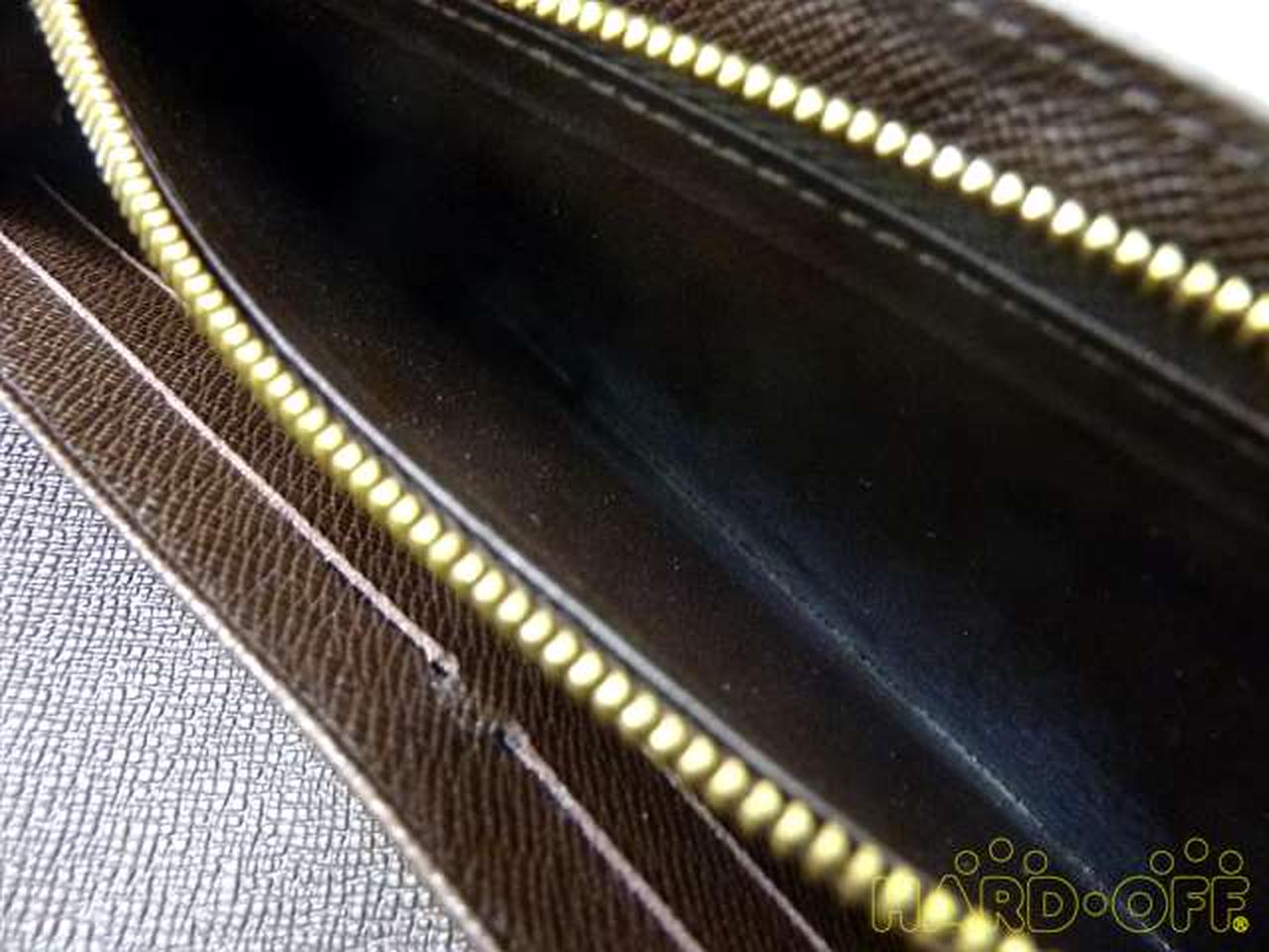 ほつれや汚れ等あります。