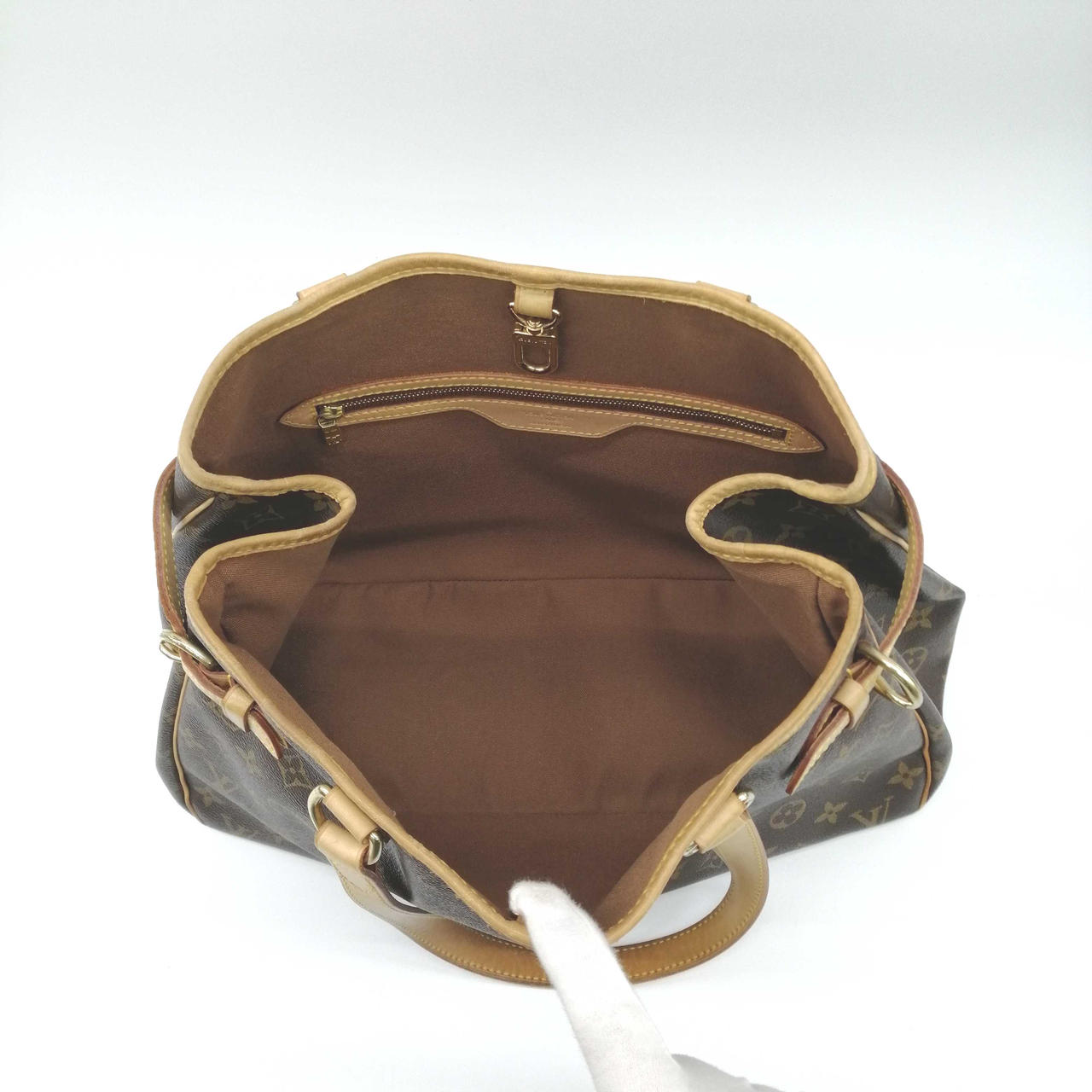 内側が見えるように明るさ補正をしています