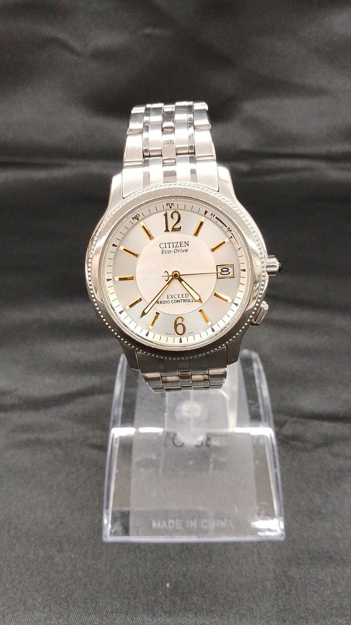 ふちに細かいキズあり