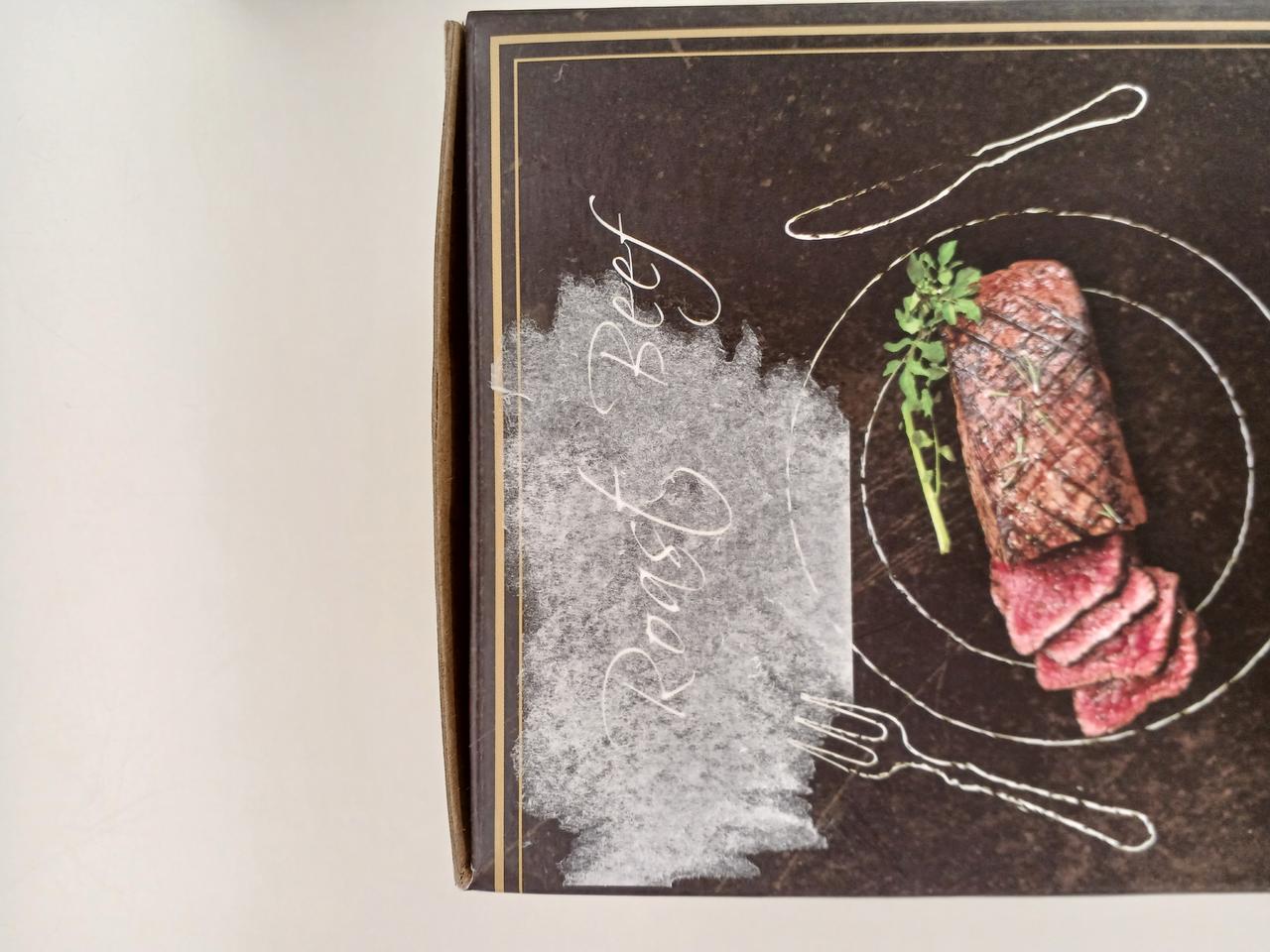 シール剥がし跡あり。