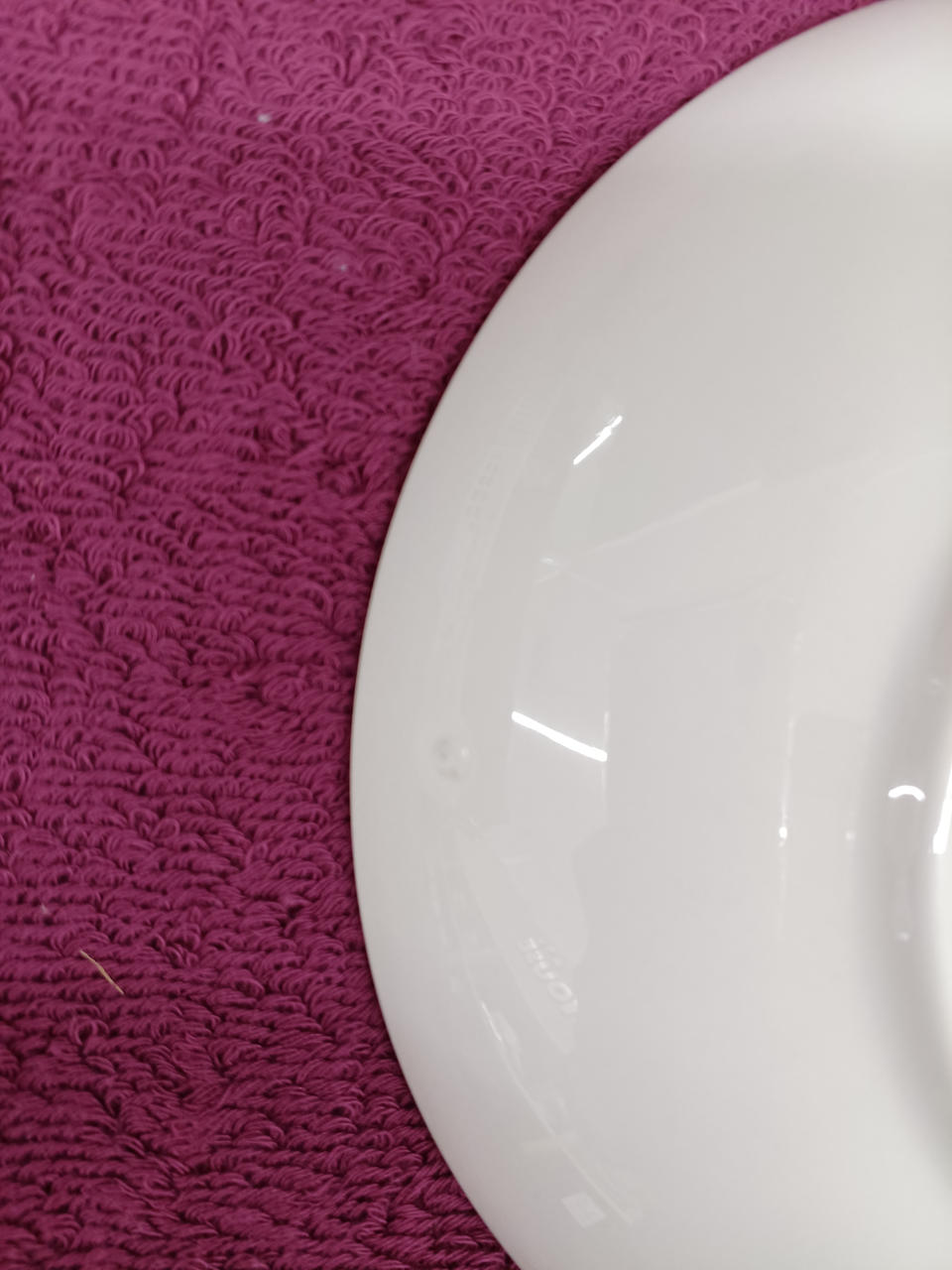 2枚共に同じところにザラつきがあります。