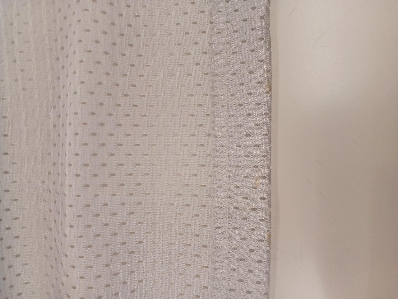 裏地にシミ汚れあり