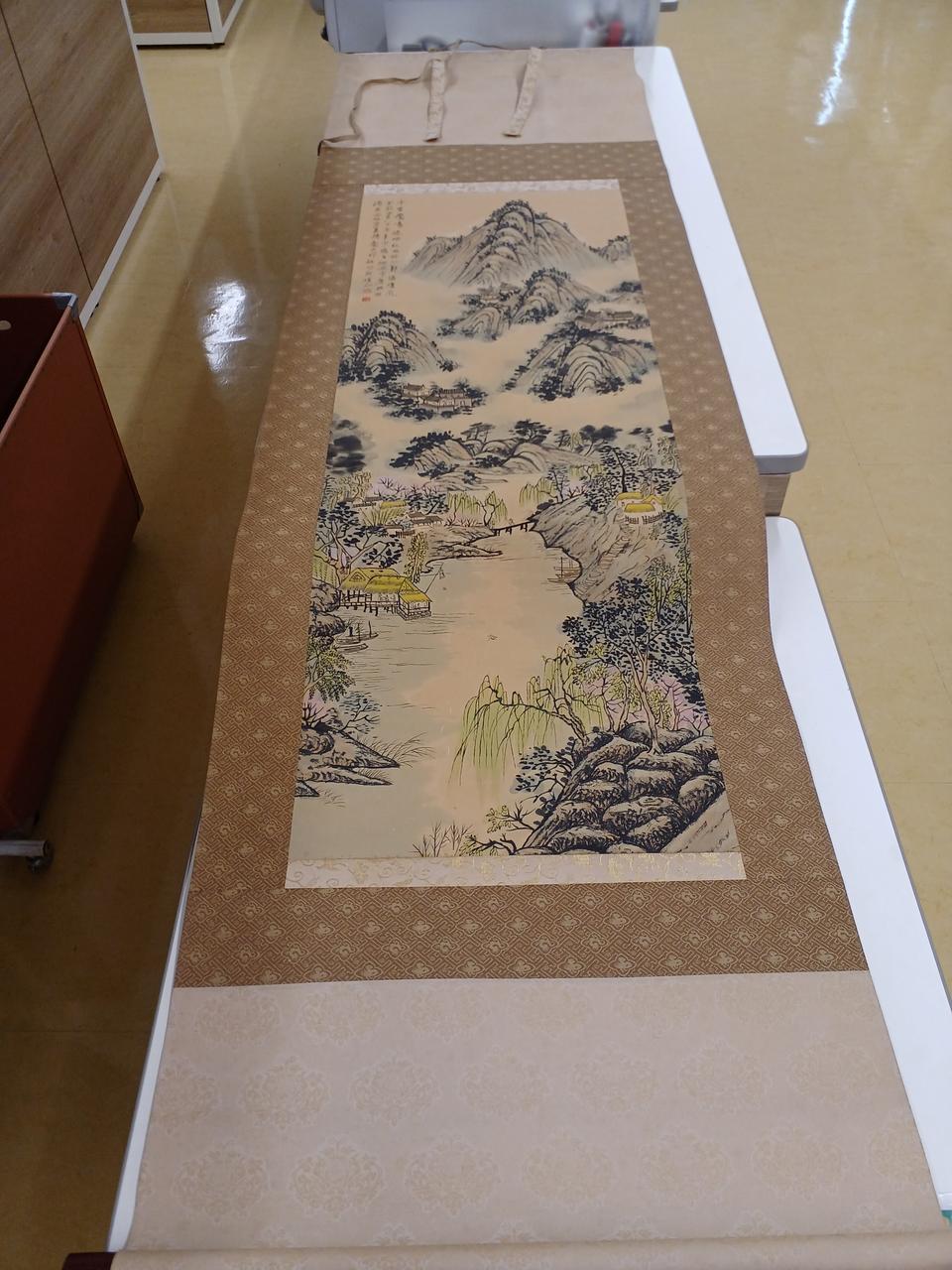 全体に経年劣化あり