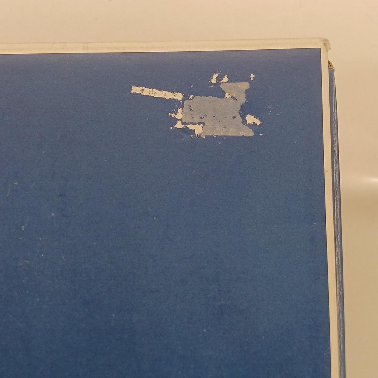 シール跡あります