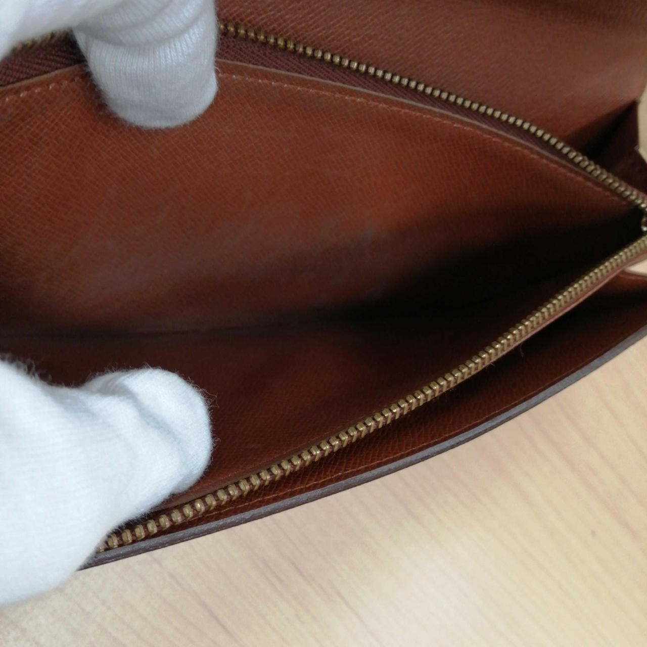 汚れ有ります。