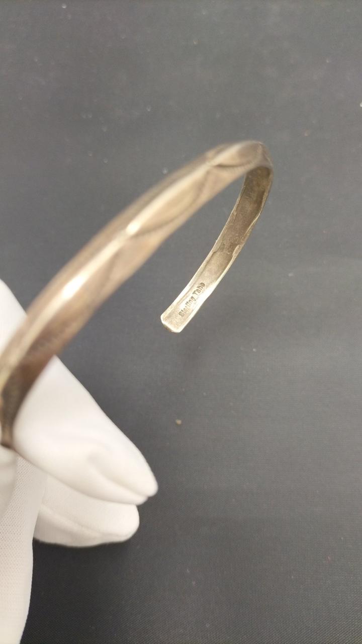 刻印有（解読不可）