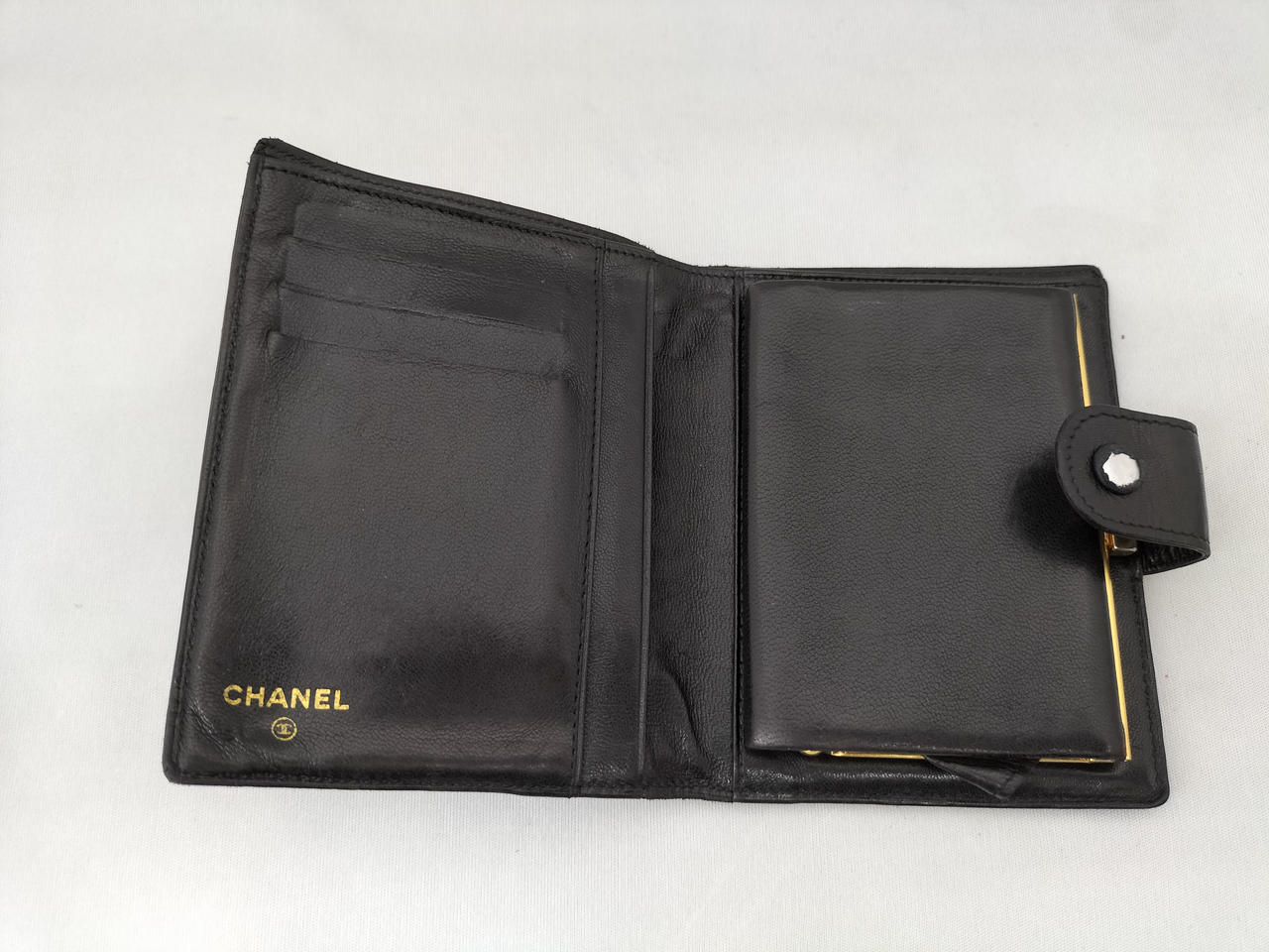 キズ、剥がれあり