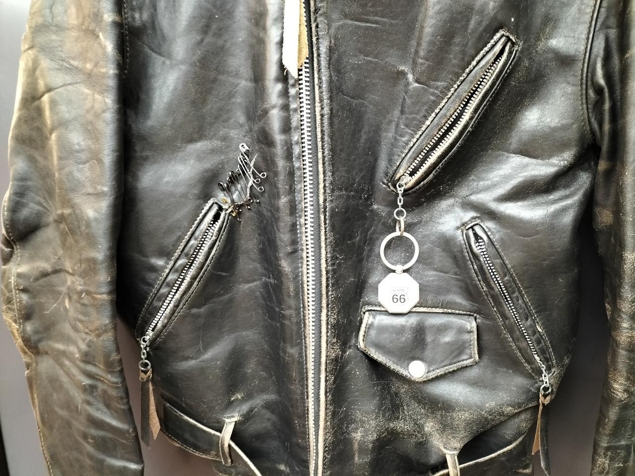 【牛タグ】カスタムダブルライダースΩ 古着 メンズ アウター