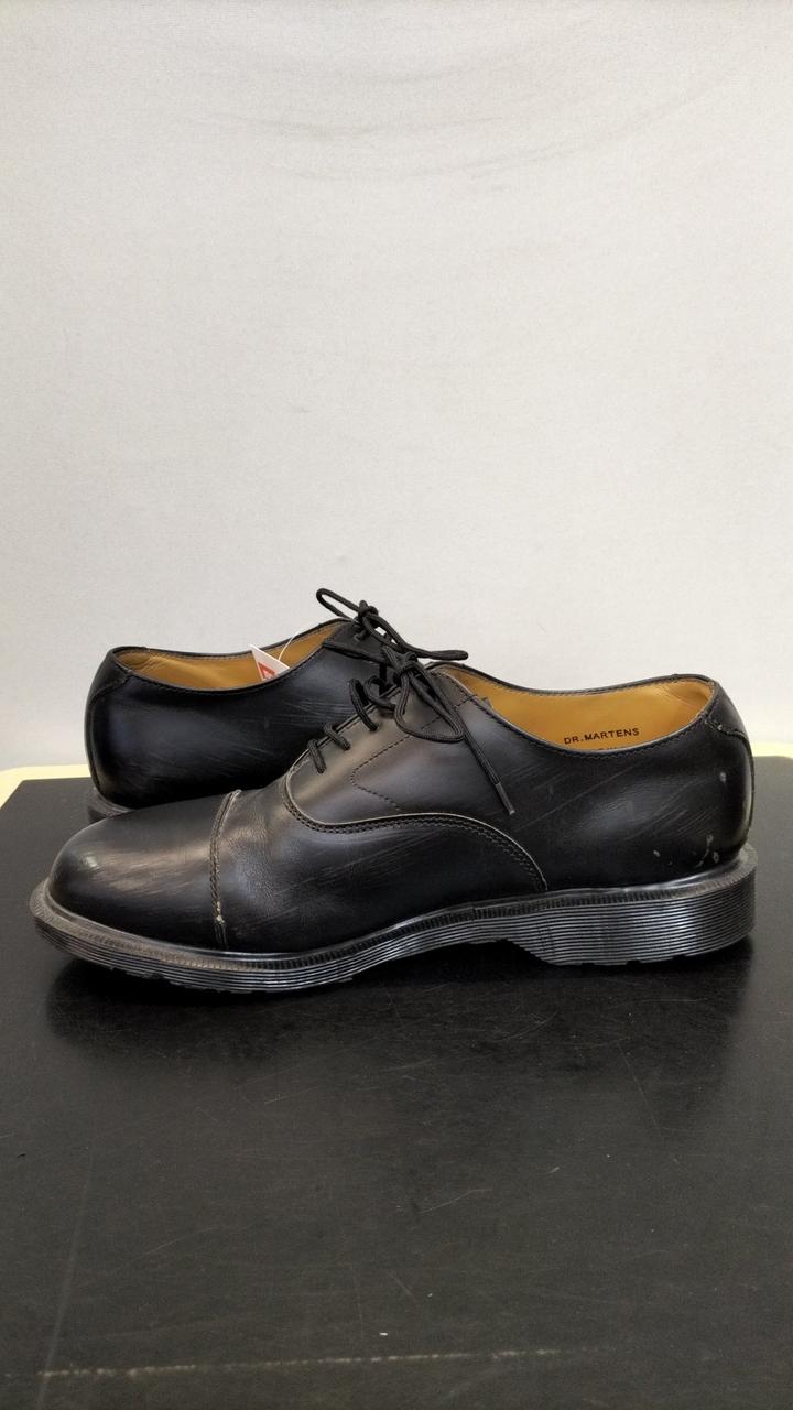ドクターマーチン（Dr.Martens）キャボット（CABBOTT）UK8 新作ジップブーツ「CABBOTT」。スムースレザーのほどよい艶と