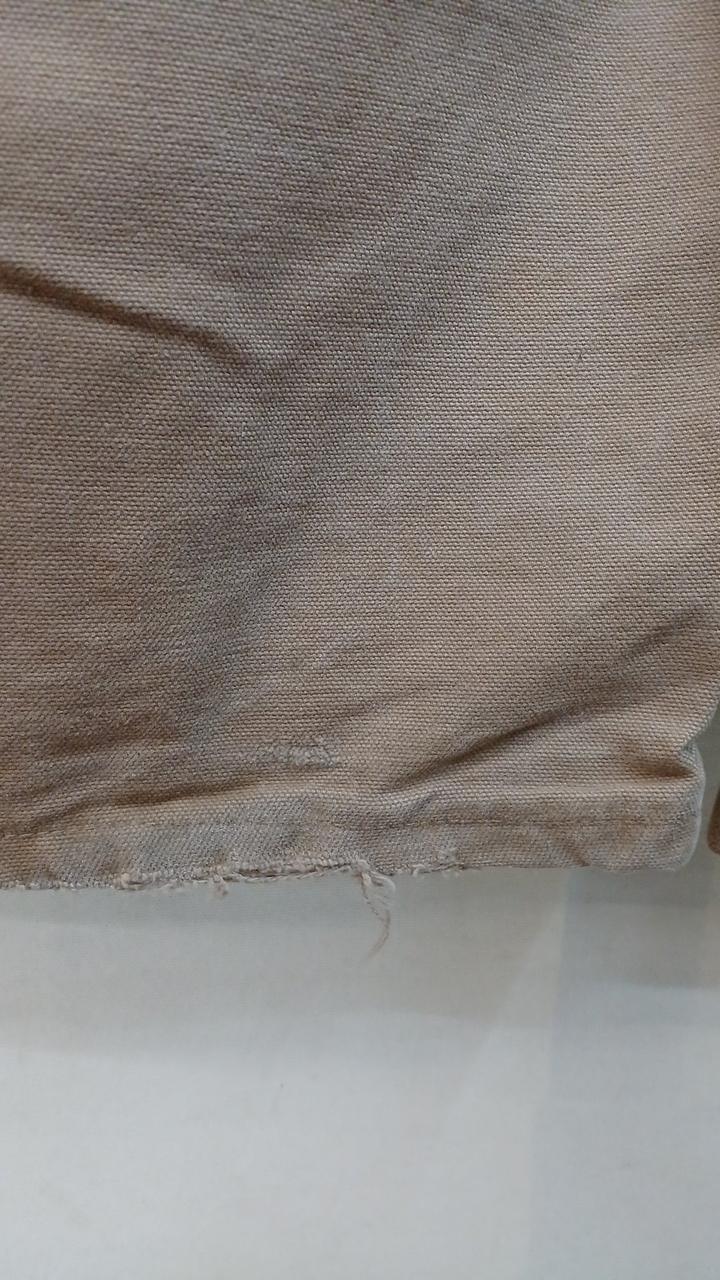 裾ダメージ
