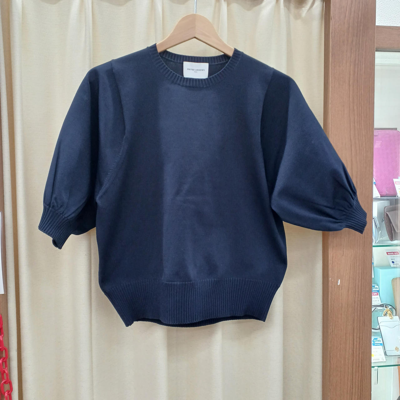 未使用ユナイテッドアローズ　パフスリーブ5分袖ニット　グレー黒系春夏 UNITED ARROWS ニット セーター ラメ パフスリーブ レディース