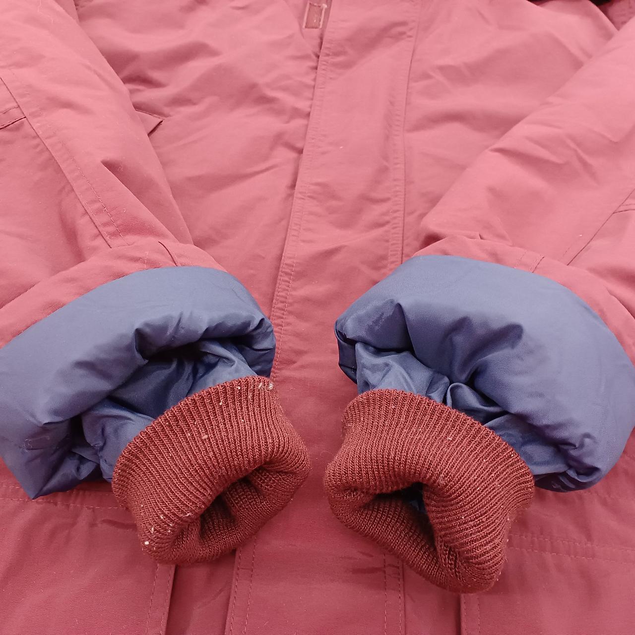 袖リブ部分に毛玉が有ります